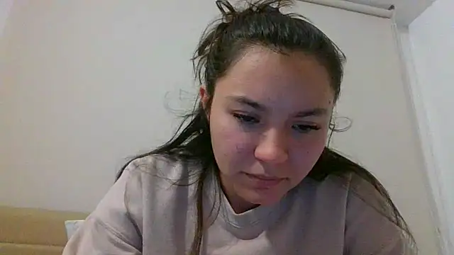 Snapshot of _andygirl chatting on May 19, 2026, 1:56 am andygirl online show from May 19, 2026, 1:56 am