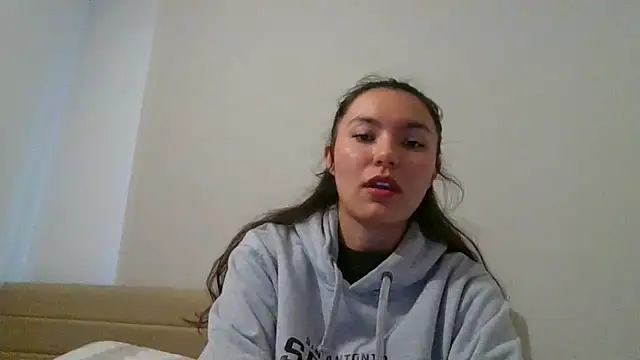 Snapshot of _andygirl chatting on May 31, 2026, 9:49 pm andygirl online show from May 31, 2026, 9:49 pm
