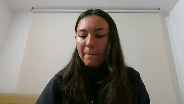 Snapshot of _andygirl chatting on June 19, 2026, 12:37 am andygirl online show from June 19, 2026, 12:37 am