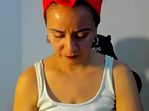 Sami Hotie1 online show from March 17, 2025, 8:30 pm