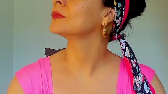 Sami Hotie1 online show from September 21, 2025, 9:27 pm