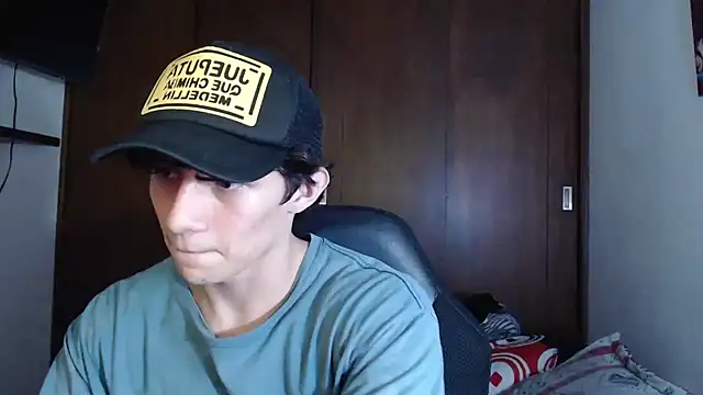 aresholland online show from January 4, 2025, 2:14 am