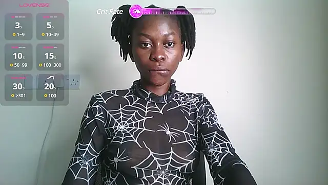 Snapshot of queen_heather chatting on December 8, 2024, 4:46 am queen heather online show from December 8, 2024, 4:46 am