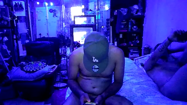 Snapshot of Krown-Royal chatting on July 17, 2026, 1:51 pm Krown-Royal online show from July 17, 2026, 1:51 pm