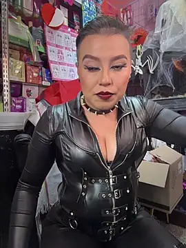 TamySweetness online show from October 31, 2025, 3:02 pm