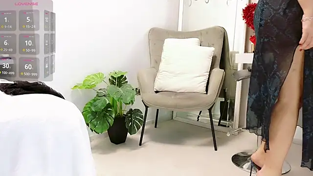 Snapshot of missmiamore chatting on January 15, 2025, 7:34 pm missmiamore online show from January 15, 2025, 7:34 pm