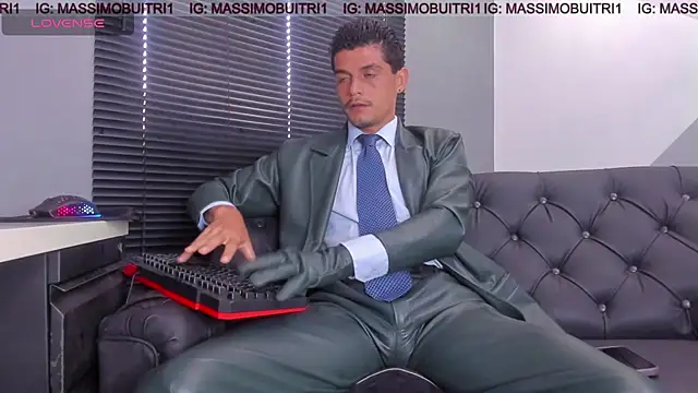 massimo g online show from April 22, 2026, 1:45 pm