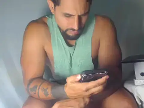 Snapshot of sebasx412 chatting on March 15, 2025, 2:56 am sebasx412 online show from March 15, 2025, 2:56 am