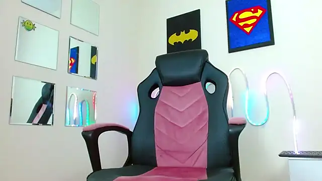 mathew vidal1 online show from November 26, 2025, 10:22 pm