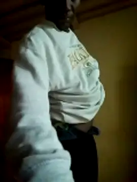 Snapshot of zayona1 chatting on March 12, 2026, 10:49 pm zayona1 online show from March 12, 2026, 10:49 pm