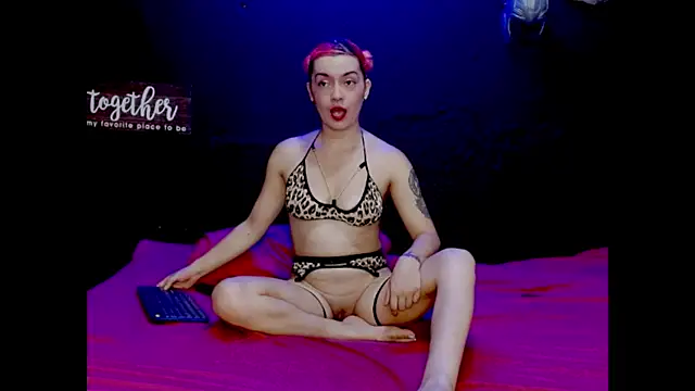 Snapshot of ASTRIDBULM chatting on January 19, 2025, 11:21 pm ASTRIDBULM online show from January 19, 2025, 11:21 pm