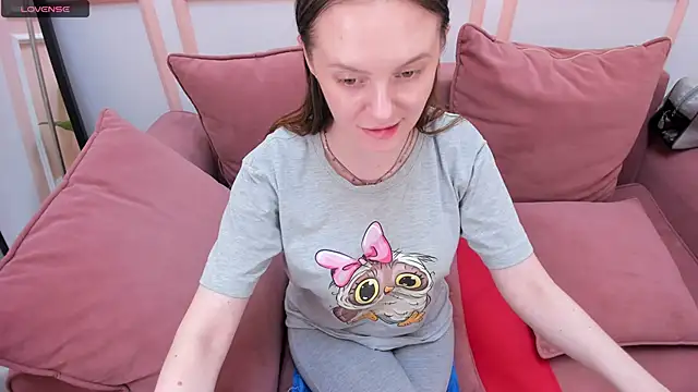 JannaVerdi  online show from September 23, 2025, 6:27 am