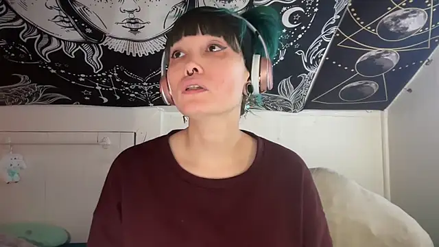 Snapshot of FRRANNKIE chatting on January 25, 2025, 1:10 am FRRANNKIE online show from January 25, 2025, 1:10 am