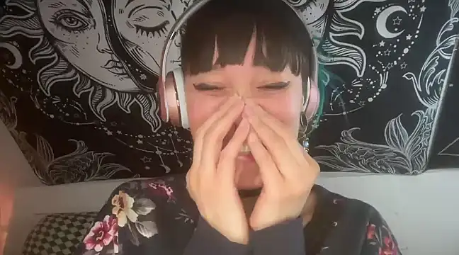 Snapshot of FRRANNKIE chatting on March 2, 2025, 5:47 pm FRRANNKIE online show from March 2, 2025, 5:47 pm