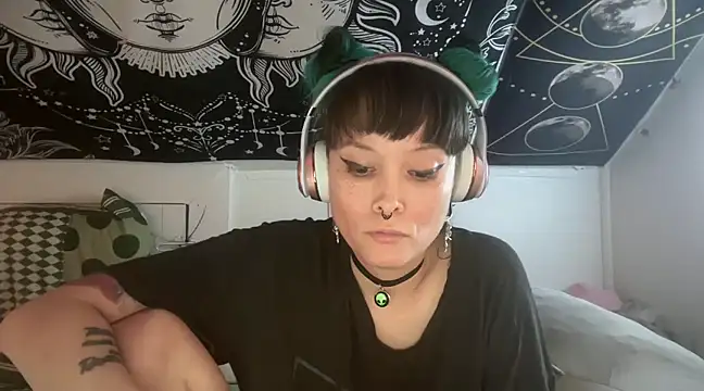 Snapshot of FRRANNKIE chatting on March 19, 2025, 3:29 pm FRRANNKIE online show from March 19, 2025, 3:29 pm