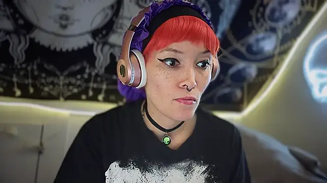 Snapshot of FRRANNKIE chatting on September 27, 2025, 11:48 am FRRANNKIE online show from September 27, 2025, 11:48 am