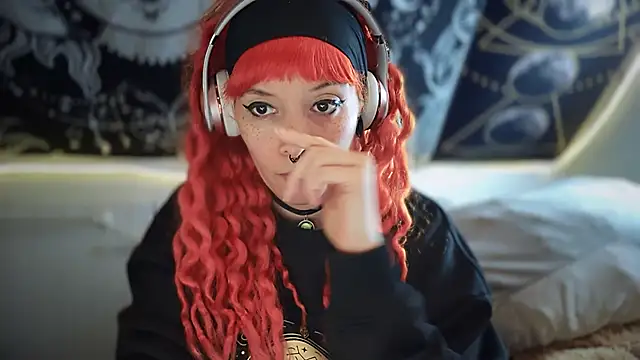 Snapshot of FRRANNKIE chatting on September 30, 2025, 7:08 pm FRRANNKIE online show from September 30, 2025, 7:08 pm