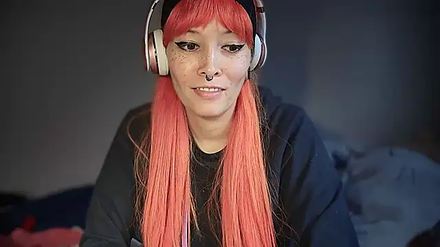 Snapshot of FRRANNKIE chatting on October 30, 2025, 6:41 pm FRRANNKIE online show from October 30, 2025, 6:41 pm