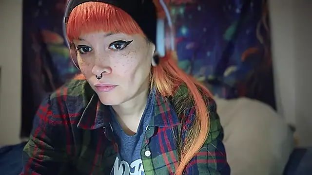 Snapshot of FRRANNKIE chatting on November 10, 2025, 10:31 pm FRRANNKIE online show from November 10, 2025, 10:31 pm