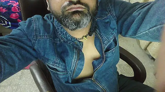 rentarob online show from November 24, 2025, 5:45 pm