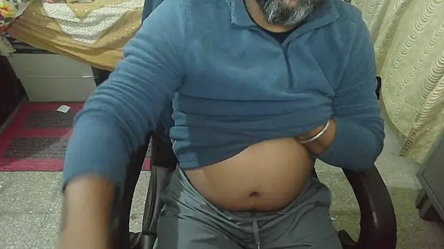 rentarob online show from December 3, 2025, 11:14 pm