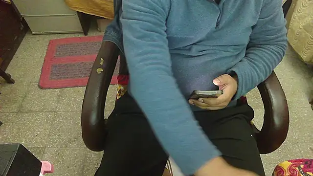 rentarob online show from December 4, 2025, 6:16 pm