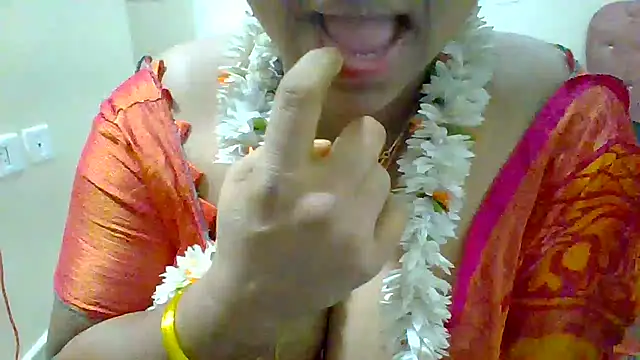 archanatelugu9 online show from October 19, 2025, 8:31 pm