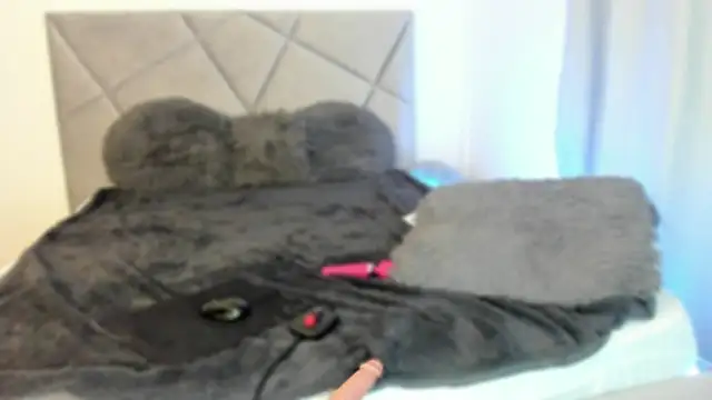 Snapshot of BlueEyesLexy chatting on January 14, 2025, 11:42 am BlueEyesLexy online show from January 14, 2025, 11:42 am