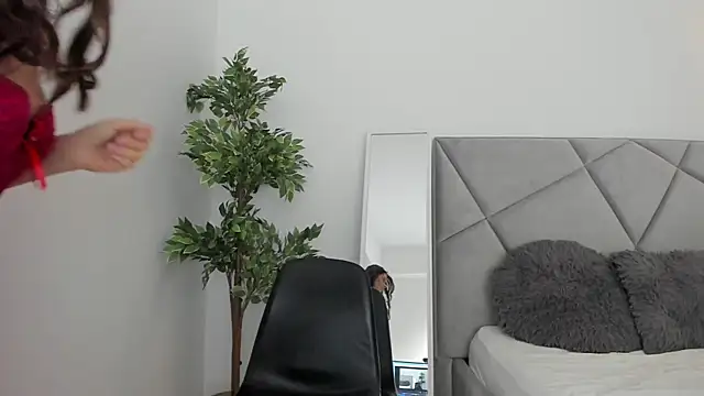 Snapshot of BlueEyesLexy chatting on April 18, 2026, 7:45 am BlueEyesLexy online show from April 18, 2026, 7:45 am