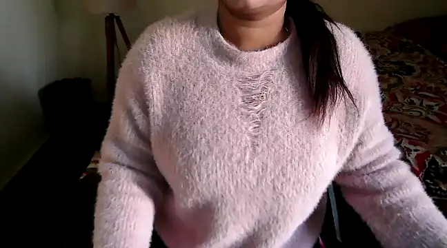 Snapshot of shivi_moto chatting on January 21, 2025, 3:15 am shivi moto online show from January 21, 2025, 3:15 am