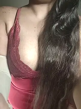 Snapshot of Hurrem_02 chatting on November 28, 2025, 12:30 pm Hurrem 02 online show from November 28, 2025, 12:30 pm