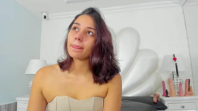 Snapshot of LucianaCarter chatting on December 18, 2024, 12:18 pm LucianaCarter online show from December 18, 2024, 12:18 pm