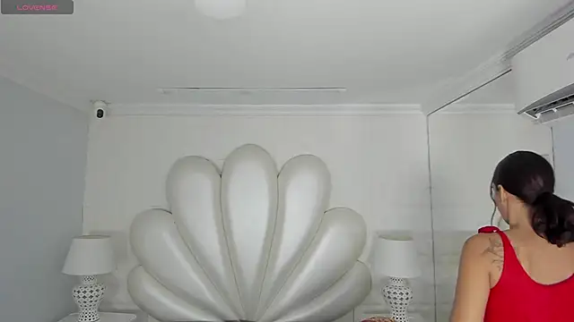 Snapshot of LucianaCarter chatting on January 16, 2025, 3:45 am LucianaCarter online show from January 16, 2025, 3:45 am