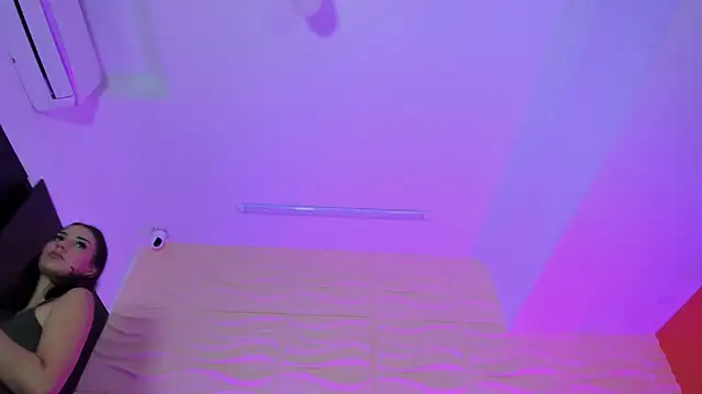 Snapshot of LucianaCarter chatting on February 13, 2025, 3:50 am LucianaCarter online show from February 13, 2025, 3:50 am