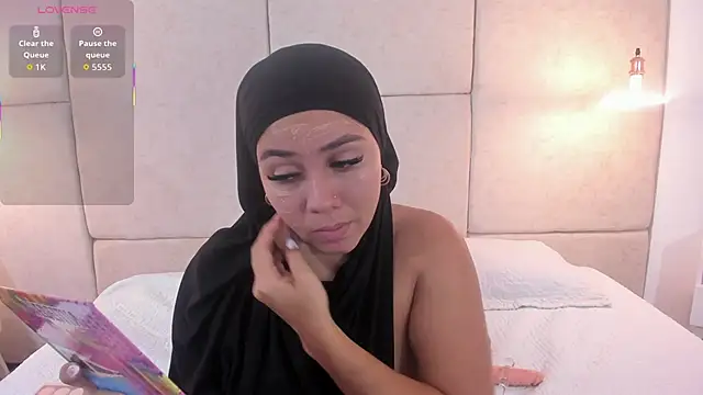 abby gibson online show from December 5, 2025, 6:37 pm