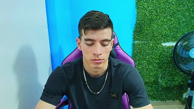 DEIBY BABY online show from January 24, 2025, 4:48 am