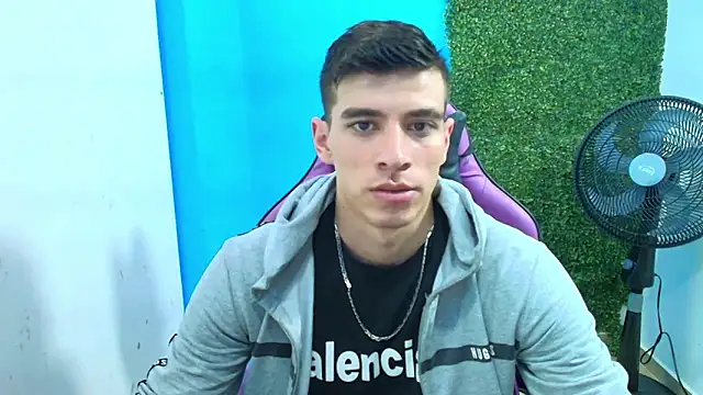 DEIBY BABY online show from February 7, 2025, 9:48 pm