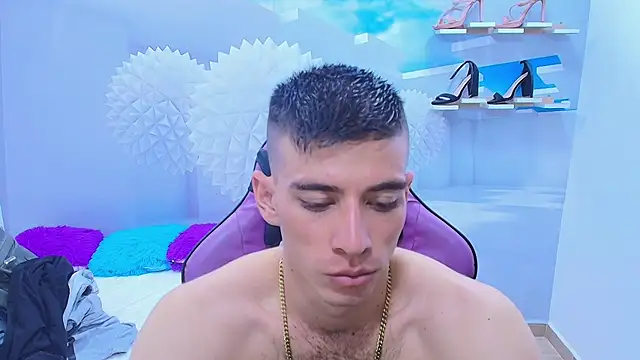 DEIBY BABY online show from September 29, 2025, 7:51 pm