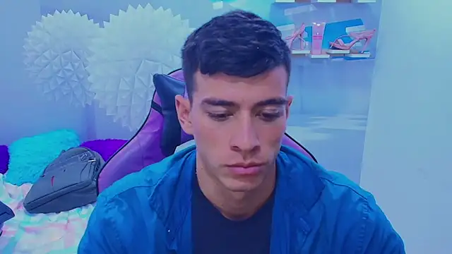 DEIBY BABY online show from November 20, 2025, 8:52 pm