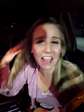 Snapshot of SkyelarSommer chatting on January 26, 2025, 12:05 am SkyelarSommer online show from January 26, 2025, 12:05 am