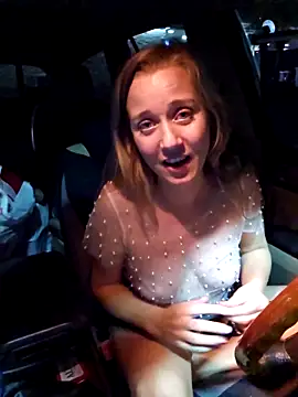 Snapshot of SkyelarSommer chatting on March 2, 2025, 6:48 am SkyelarSommer online show from March 2, 2025, 6:48 am