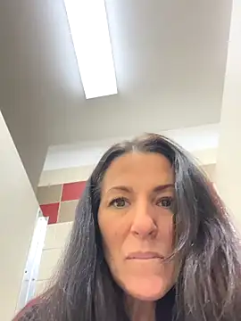 Snapshot of DominiqueX0 chatting on December 16, 2025, 9:31 pm DominiqueX0 online show from December 16, 2025, 9:31 pm