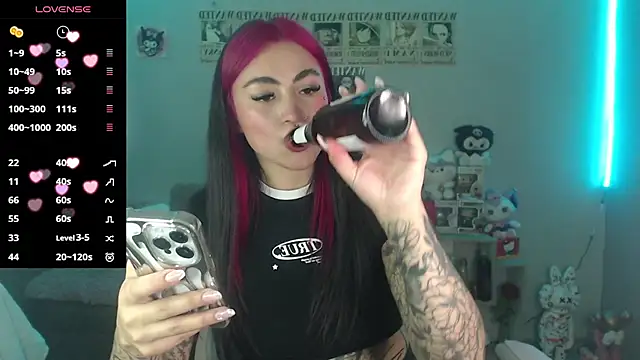Snapshot of abbie_stone chatting on June 20, 2026, 11:07 pm abbie stone online show from June 20, 2026, 11:07 pm