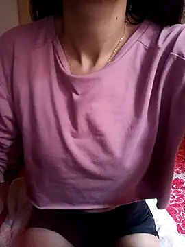 LissaThompsom online show from March 4, 2025, 12:12 pm