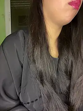 Snapshot of Mayacrayzi chatting on April 10, 2026, 1:38 pm Mayacrayzi online show from April 10, 2026, 1:38 pm