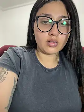 croftsmila online show from March 23, 2025, 3:32 am