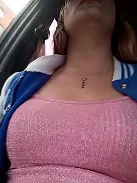 Snapshot of Misscata1106 chatting on December 4, 2024, 10:30 pm Misscata1106 online show from December 4, 2024, 10:30 pm