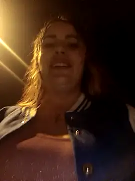 Snapshot of Misscata1106 chatting on December 5, 2024, 1:36 am Misscata1106 online show from December 5, 2024, 1:36 am