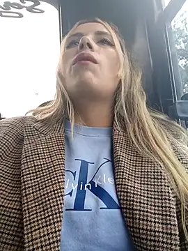 Snapshot of Misscata1106 chatting on September 10, 2025, 8:09 pm Misscata1106 online show from September 10, 2025, 8:09 pm