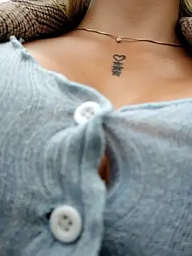 Misscata1106 online show from February 7, 2026, 7:17 pm